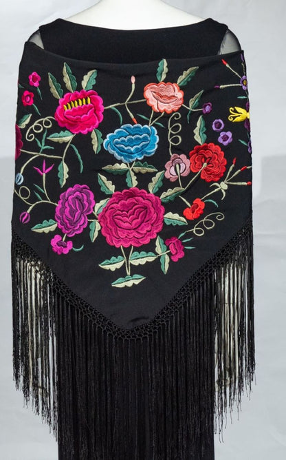 Mantoncillos bordados